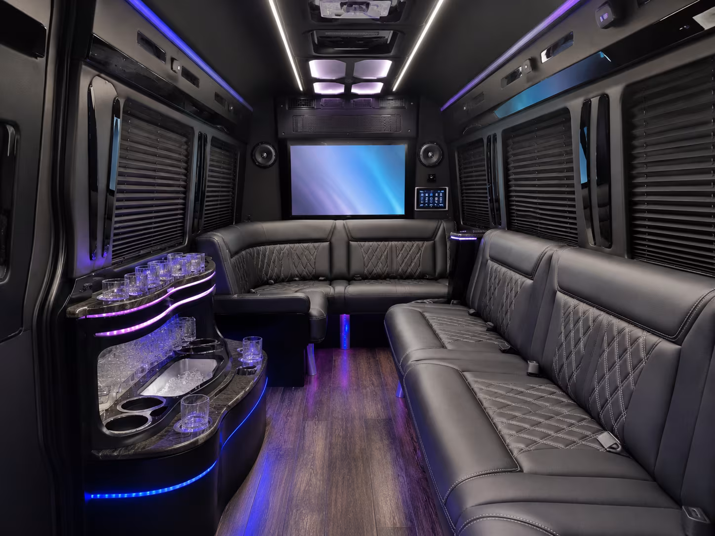 bus rentals for bands and performers touring through the carolinas
